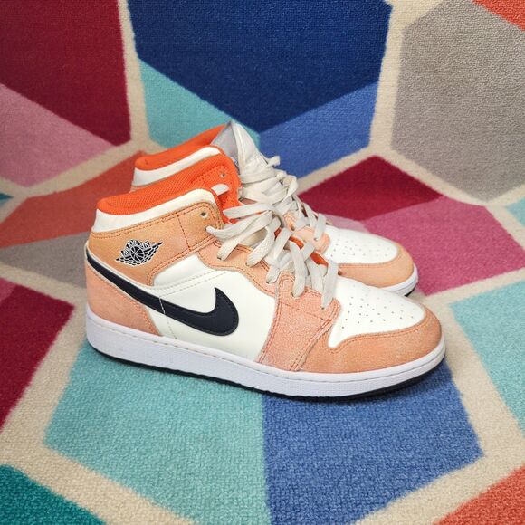 Nike Air Jordan 1 Mid Sneakers Team Orange / Black DV1336-800 GS 6.5Y - Picture 3 of 7